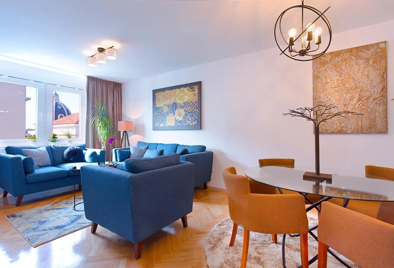 Deluxe City Center Blue Apartment Split Croatia