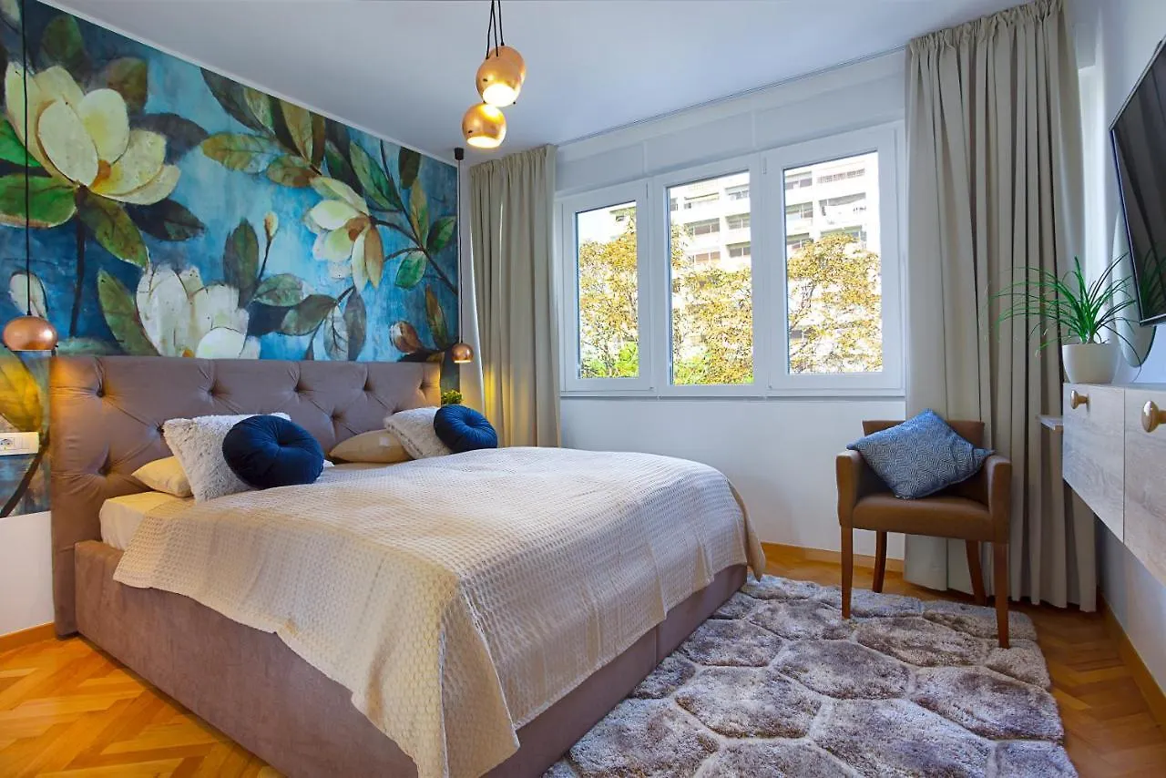 Deluxe City Center Blue Apartment Split Croatia